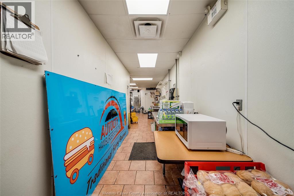 256 Ouellette Avenue, Windsor, Ontario  N9A 1A5 - Photo 22 - 26017235