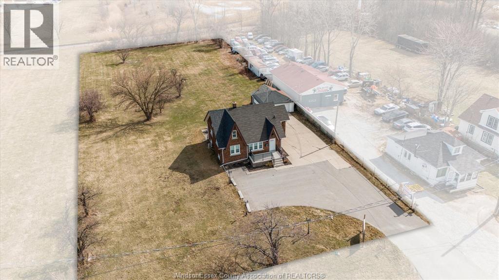 4590 WALKER ROAD, Windsor, Ontario