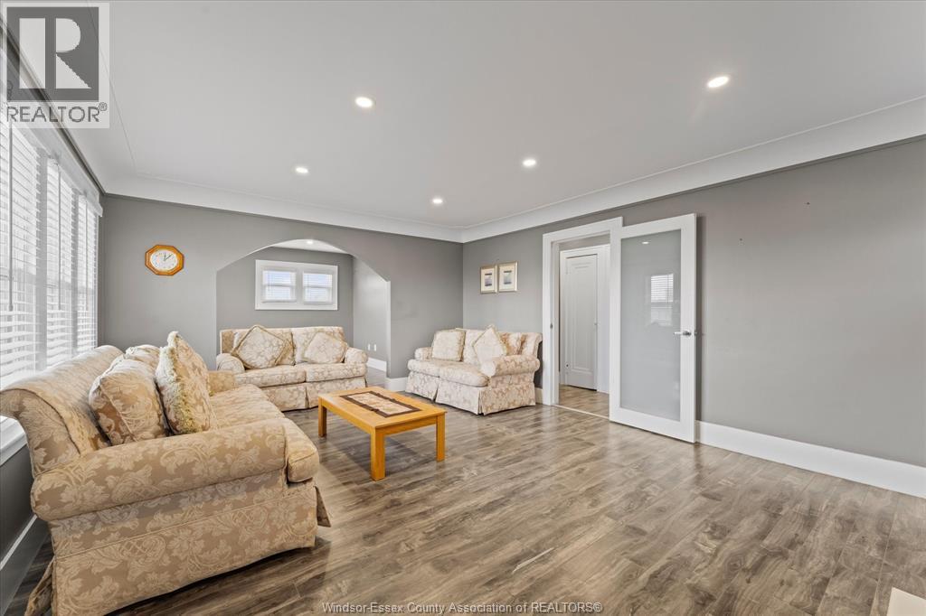 4590 Walker Road, Windsor, Ontario  N8W 5V6 - Photo 5 - 26017309