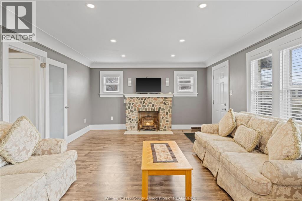 4590 Walker Road, Windsor, Ontario  N8W 5V6 - Photo 7 - 26017309