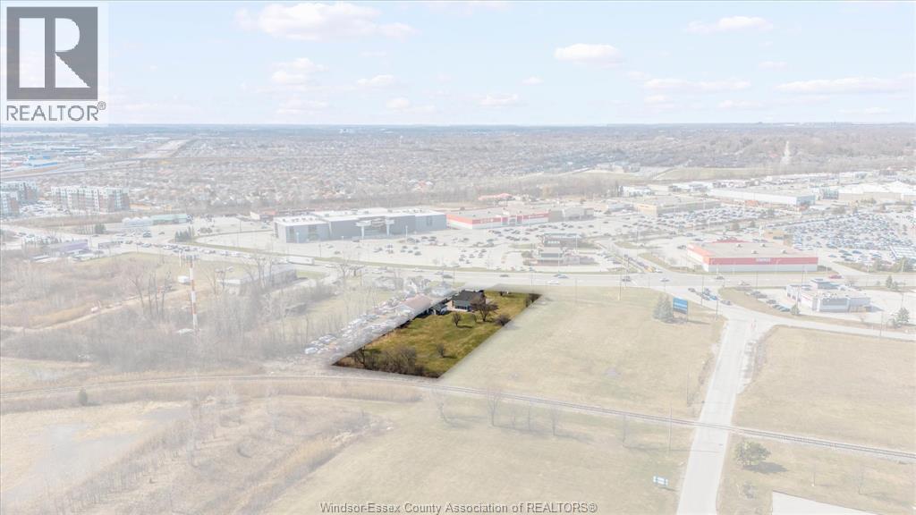 4590 Walker Road, Windsor, Ontario  N8W 5V6 - Photo 41 - 26017313