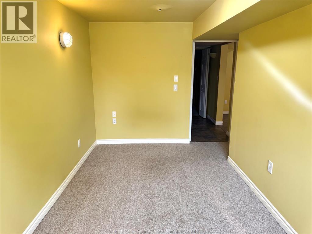 1011 Silverdale Drive, Windsor, Ontario  N9G 2R8 - Photo 12 - 26017327