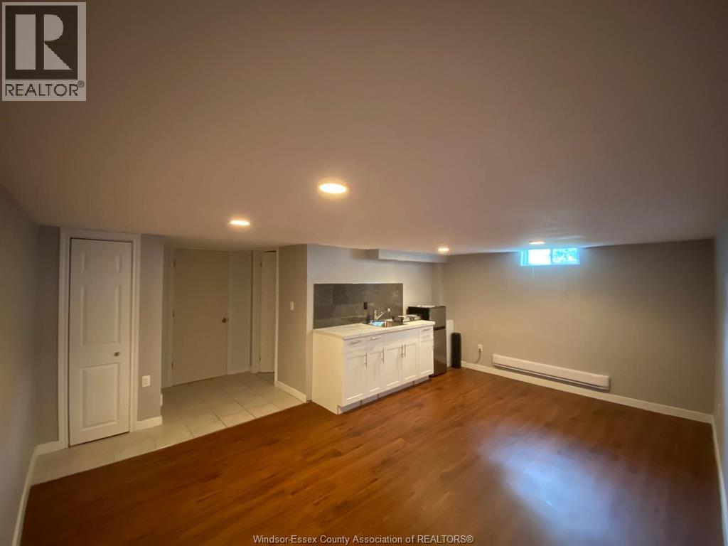 9260 Arncliffe Court, Windsor, Ontario  B8S 4J9 - Photo 10 - 26017114
