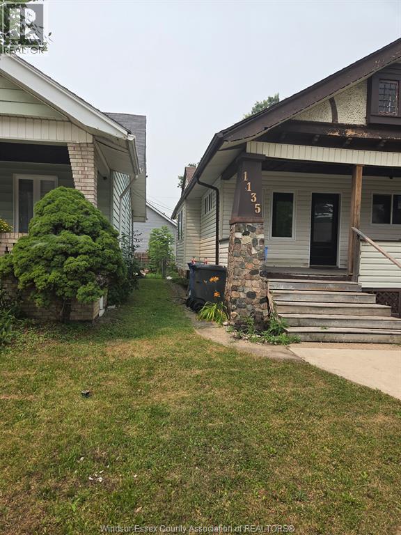 1135 Church, Windsor, Ontario  N9A 4V5 - Photo 2 - 26017344