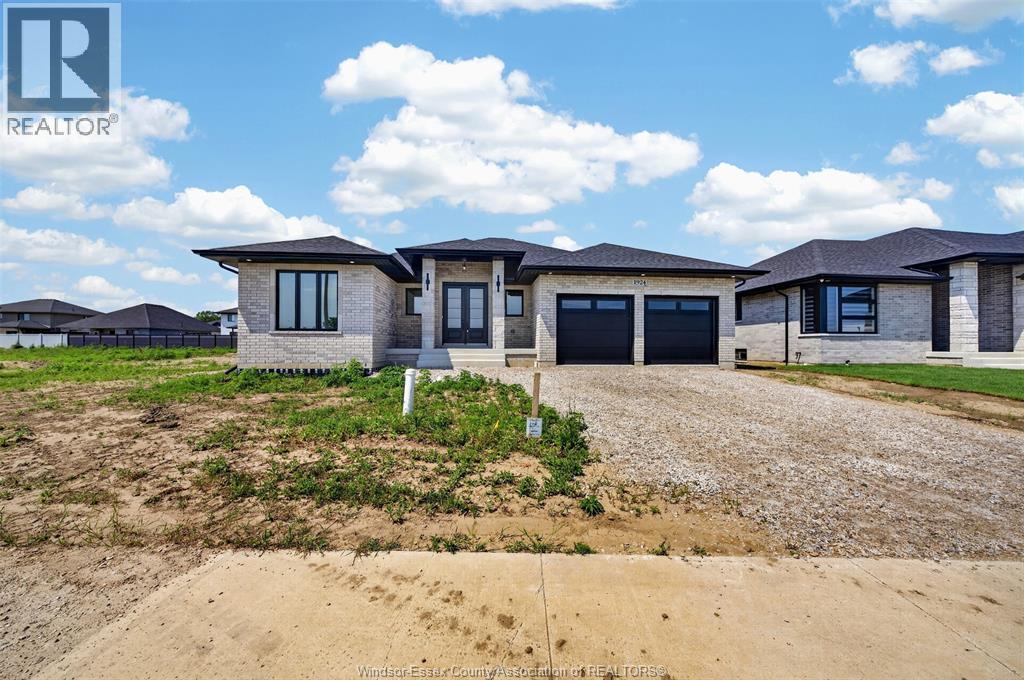 1920 Sannita Avenue, Kingsville, Ontario  N9Y 0G5 - Photo 3 - 26017379