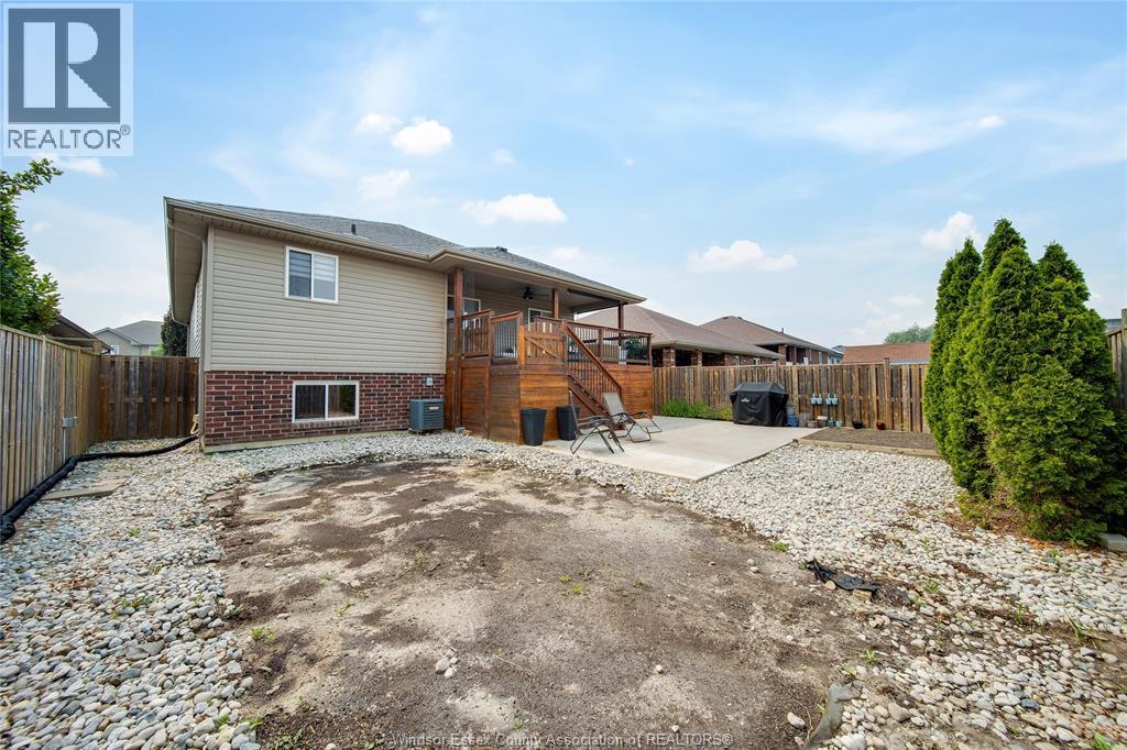 1168 Ivanhill Avenue, Windsor, Ontario  N8P 0B5 - Photo 35 - 26017089