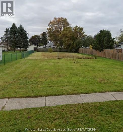 1123 Elgin, Wallaceburg, Ontario  N8A 3E5 - Photo 3 - 26017237