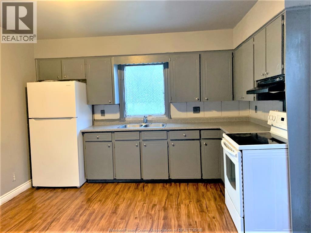 1076 Dougall, Windsor, Ontario  N9A 4R5 - Photo 4 - 26017416