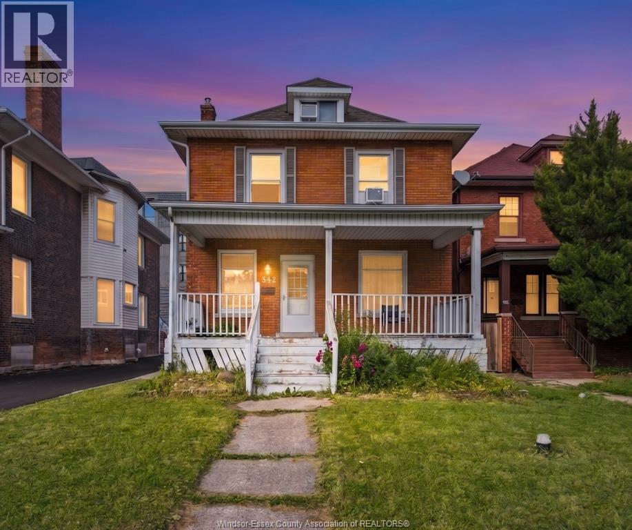 542 VICTORIA AVENUE, Windsor, Ontario