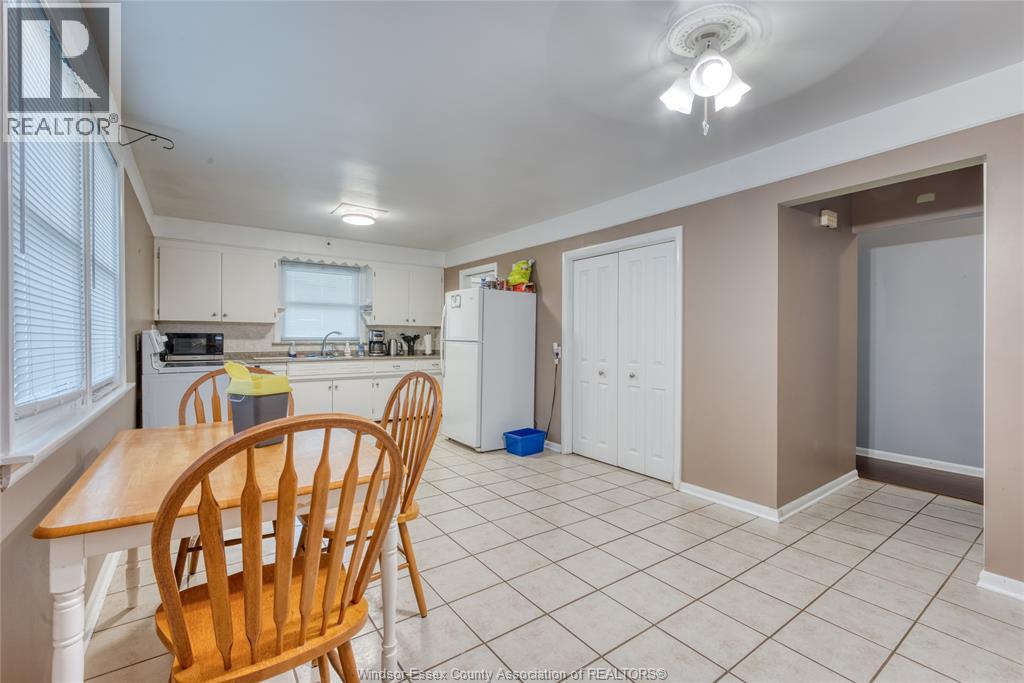 248 Mckay Avenue, Windsor, Ontario  N9B 1Z4 - Photo 9 - 26017411