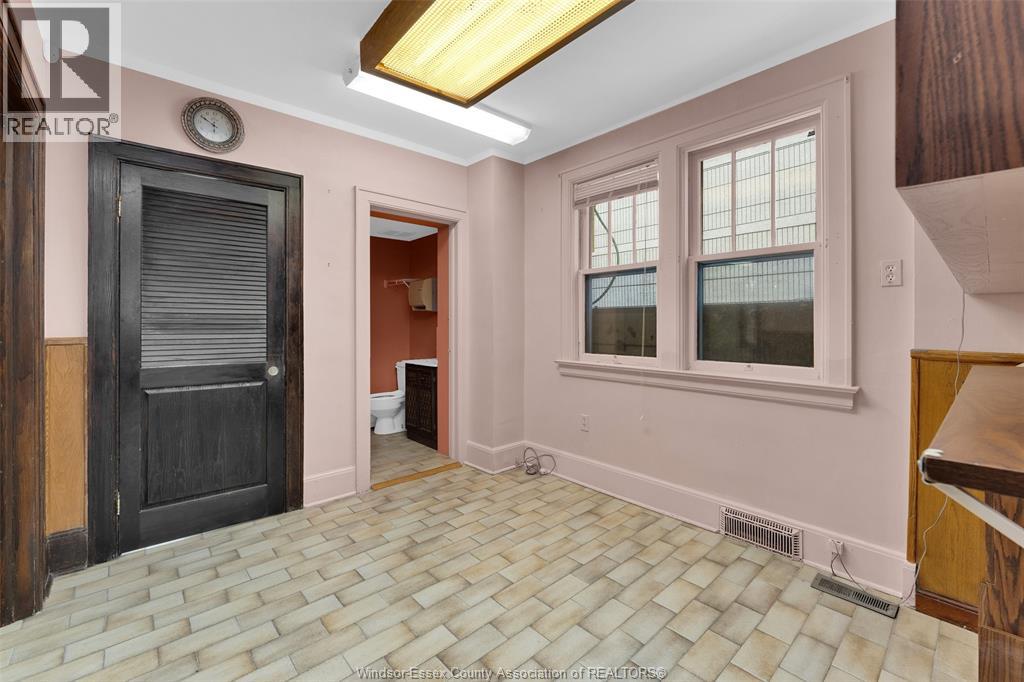 1451 Ouellette Avenue, Windsor, Ontario  N8X 1K1 - Photo 36 - 26017324