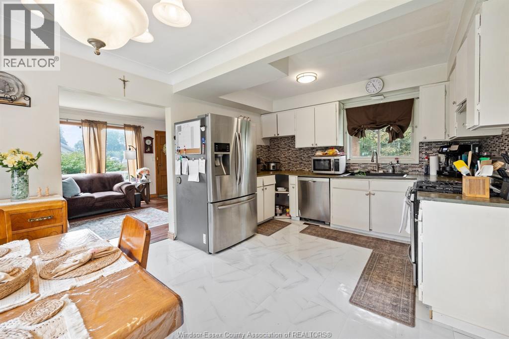 636 Cabana, Windsor, Ontario  N9G 1A4 - Photo 11 - 26017434