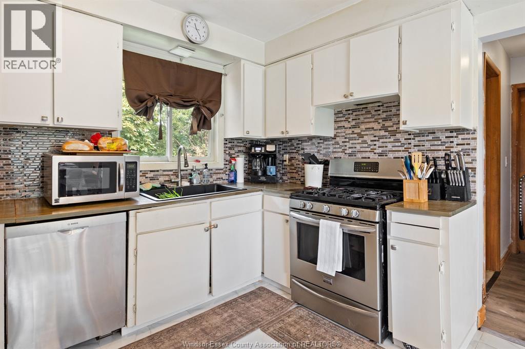 636 Cabana, Windsor, Ontario  N9G 1A4 - Photo 13 - 26017434