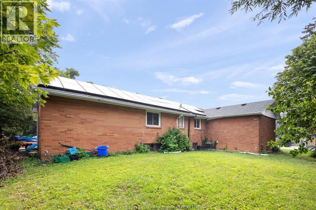 636 Cabana, Windsor, Ontario  N9G 1A4 - Photo 27 - 26017434