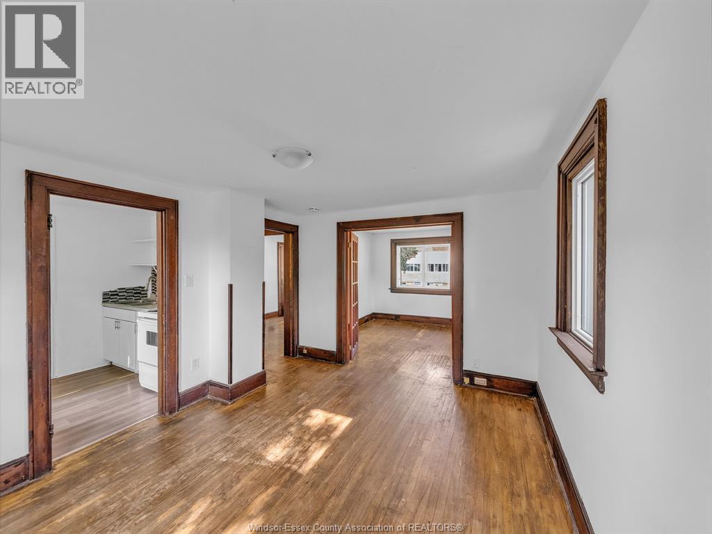 527-531 Mcewan Avenue, Windsor, Ontario  N9B 2E7 - Photo 5 - 26017441