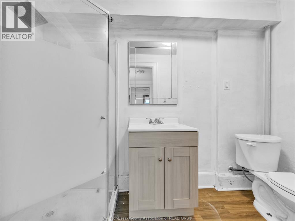 527-531 Mcewan Avenue, Windsor, Ontario  N9B 2E7 - Photo 8 - 26017441