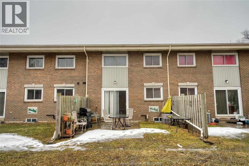 1930 Columbia Court Unit# 34, Windsor, Ontario  N9E 1B1 - Photo 18 - 26017457