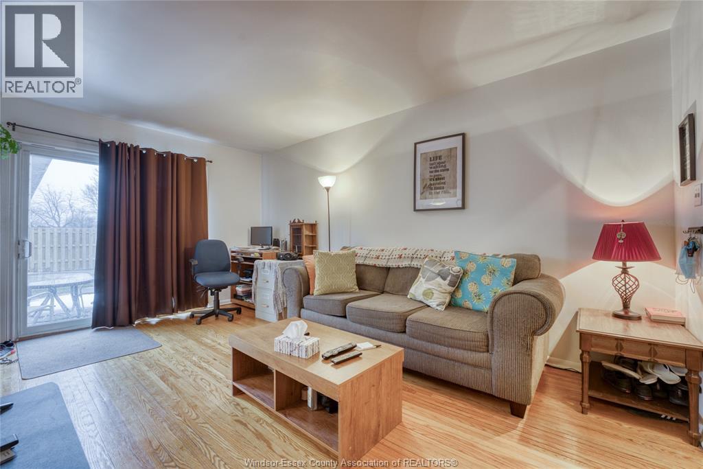1930 Columbia Court Unit# 34, Windsor, Ontario  N9E 1B1 - Photo 4 - 26017457