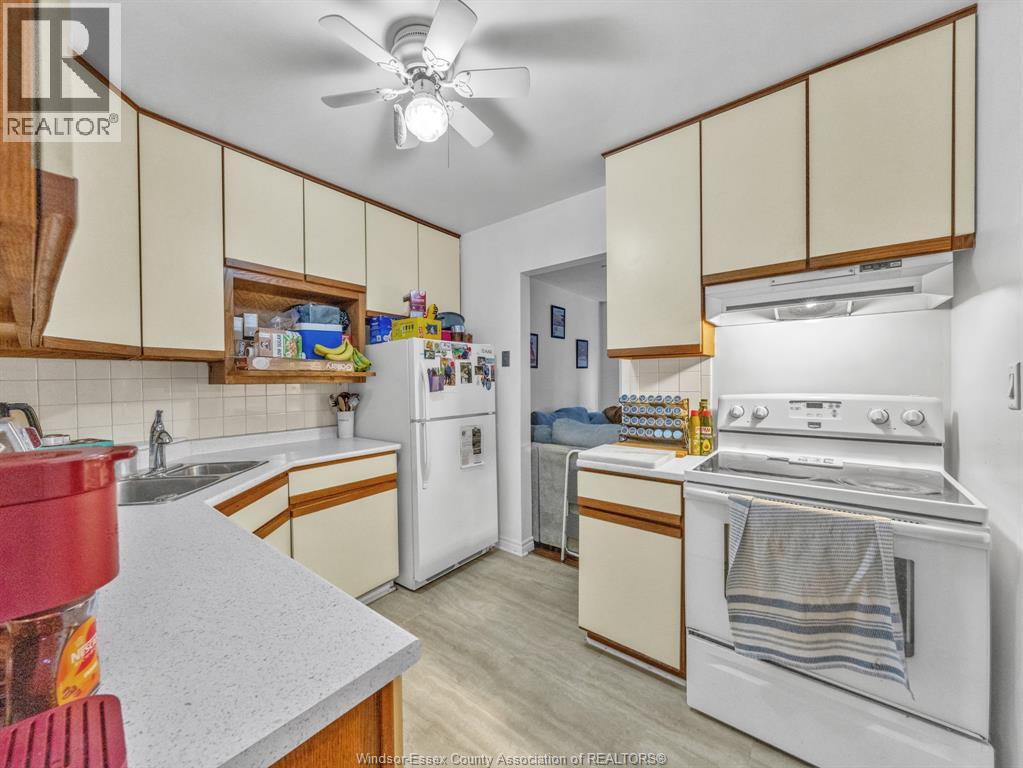 6312 Thornberry, Windsor, Ontario  N8T 3A2 - Photo 17 - 26017447
