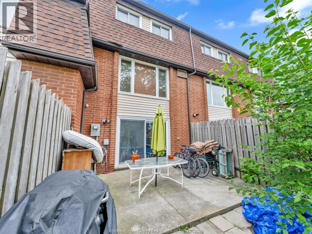 6312 Thornberry, Windsor, Ontario  N8T 3A2 - Photo 32 - 26017447