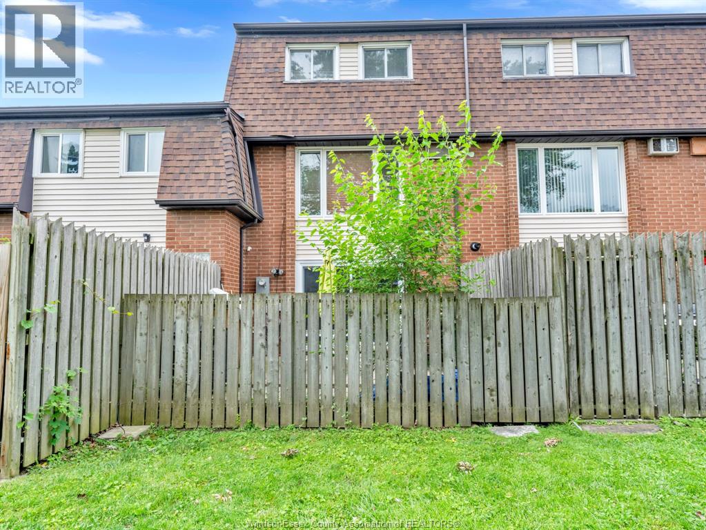 6312 Thornberry, Windsor, Ontario  N8T 3A2 - Photo 34 - 26017447