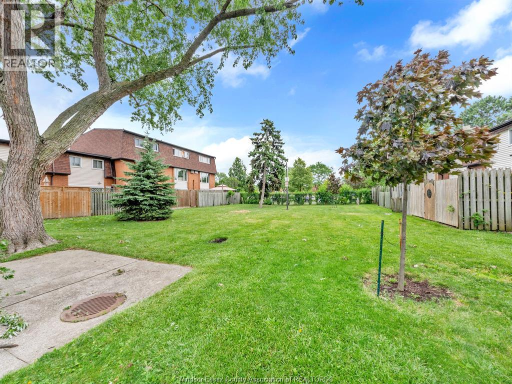 6312 Thornberry, Windsor, Ontario  N8T 3A2 - Photo 36 - 26017447