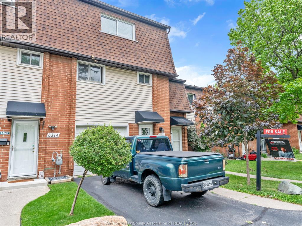 6312 Thornberry, Windsor, Ontario  N8T 3A2 - Photo 4 - 26017447