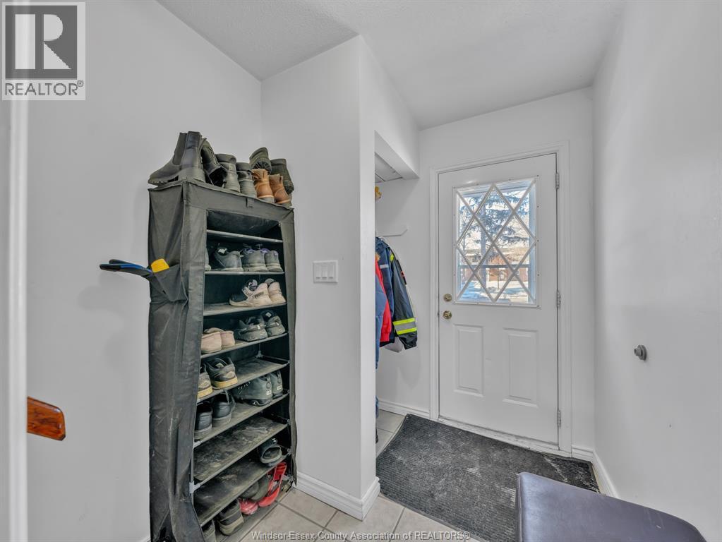 6312 Thornberry, Windsor, Ontario  N8T 3A2 - Photo 7 - 26017447