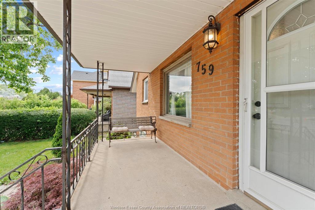 759 Glengarry Avenue, Windsor, Ontario  N9A 1R4 - Photo 6 - 26017438