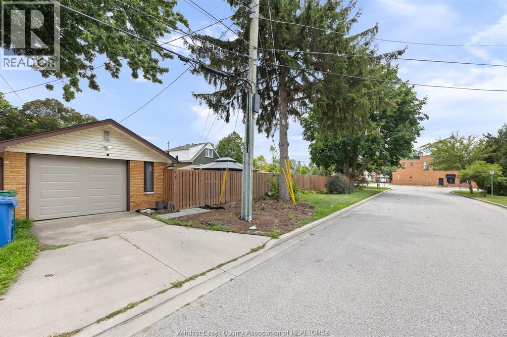 287 Isabelle Place, Windsor, Ontario  N8S 3A7 - Photo 27 - 26017435