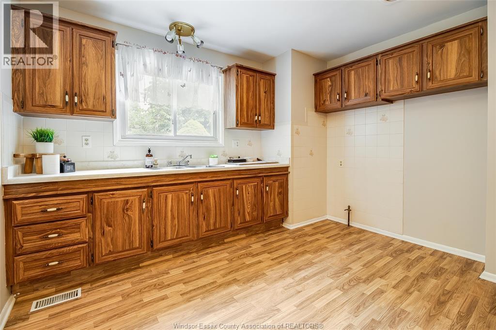 4065 Whitney, Windsor, Ontario  N9C 2C7 - Photo 19 - 26016942