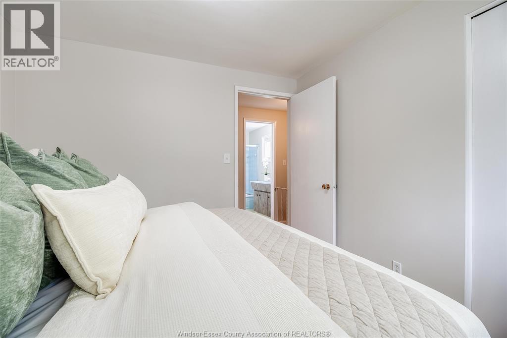 4065 Whitney, Windsor, Ontario  N9C 2C7 - Photo 27 - 26016942