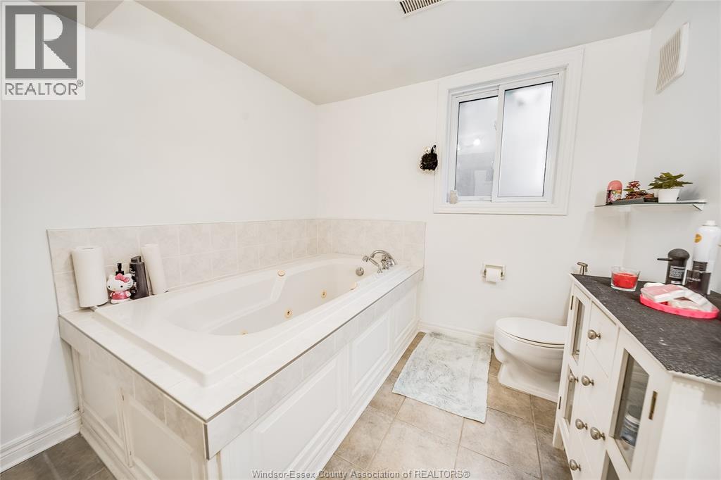 9645 Asgard Road, Windsor, Ontario  N8R 1E1 - Photo 34 - 26017283