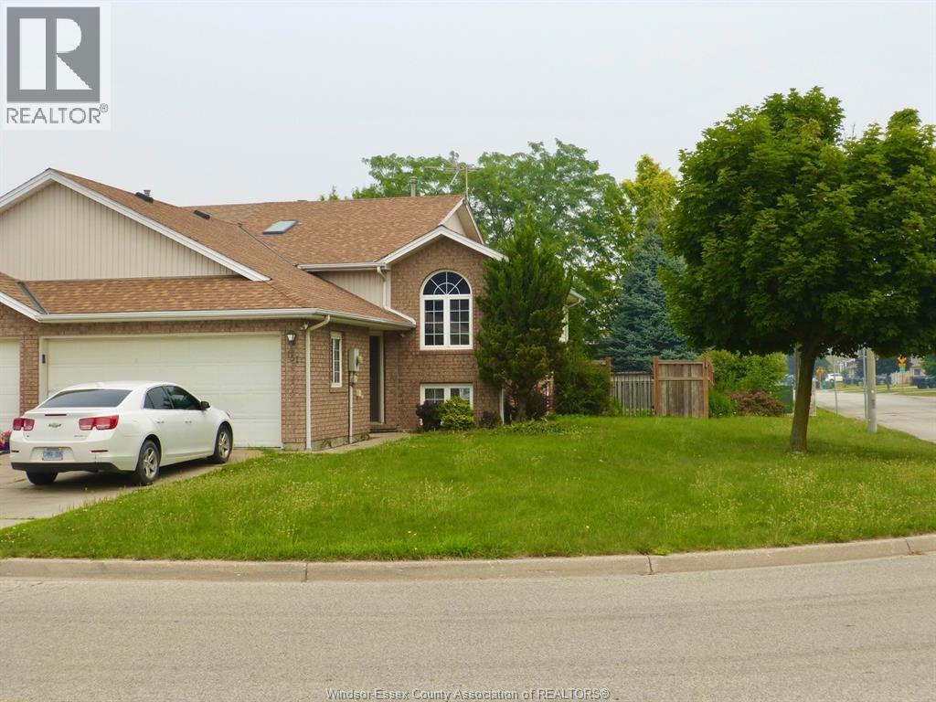 151 Christina Crescent, Leamington, Ontario  N8H 5L8 - Photo 5 - 26017229