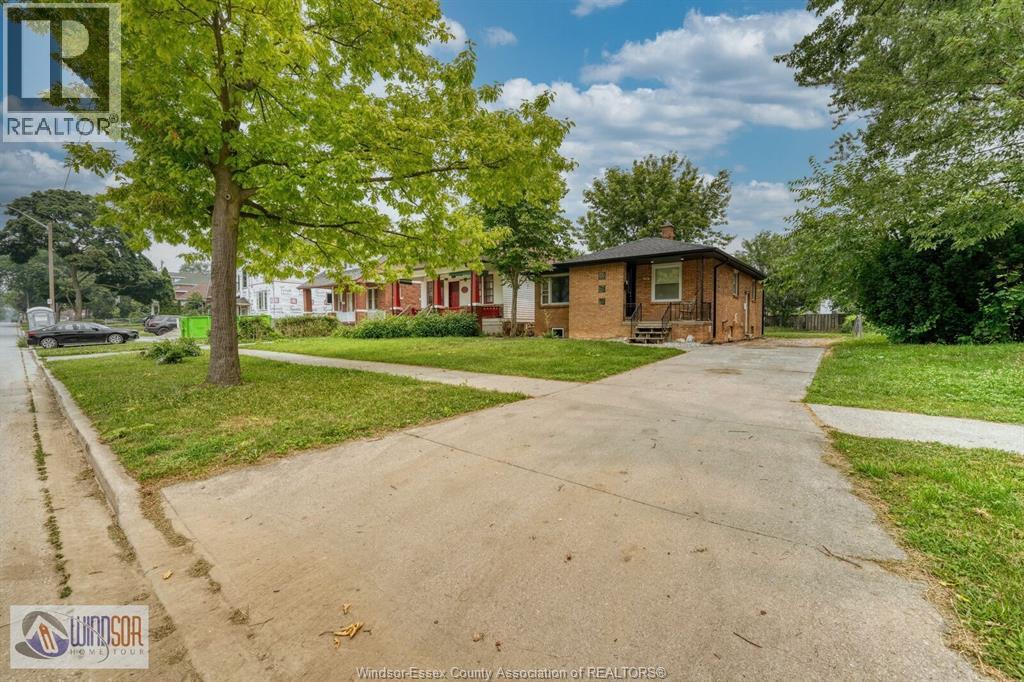 736 Partington Avenue, Windsor, Ontario  N9B 2N7 - Photo 1 - 26017493