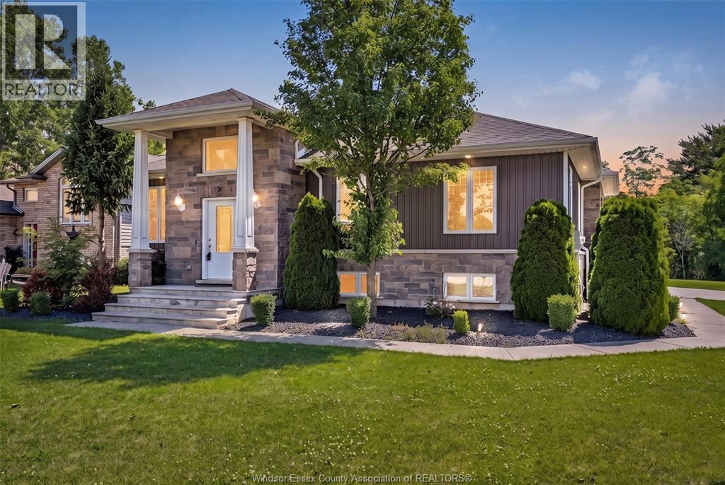 10 LISA STREET, Wheatley, Ontario