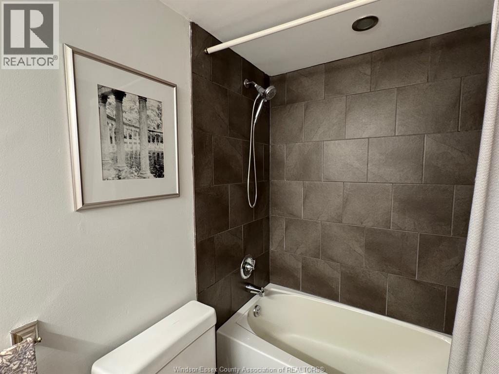 3601 Riverside Drive East Unit# 906, Windsor, Ontario  N8Y 4Y2 - Photo 25 - 26017455