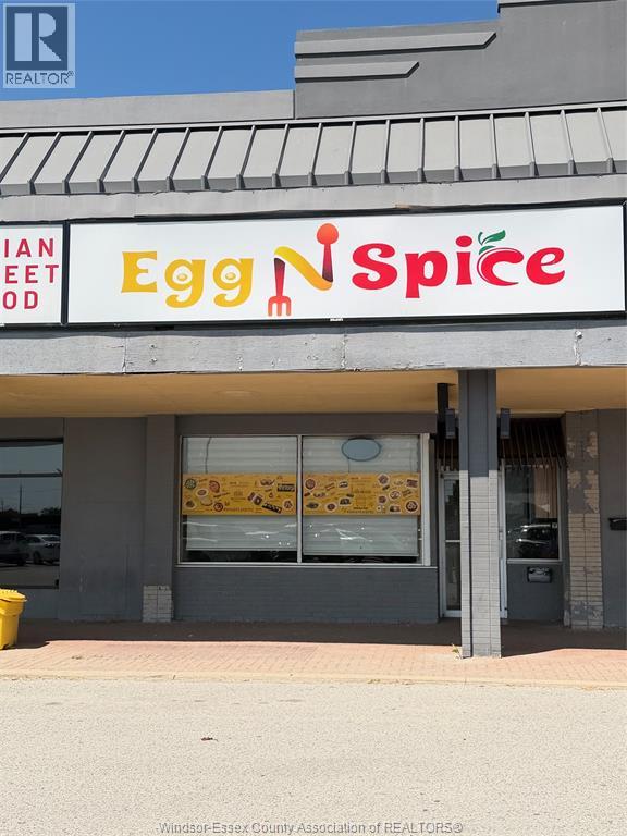 2465 DOUGALL AVENUE, Windsor, Ontario