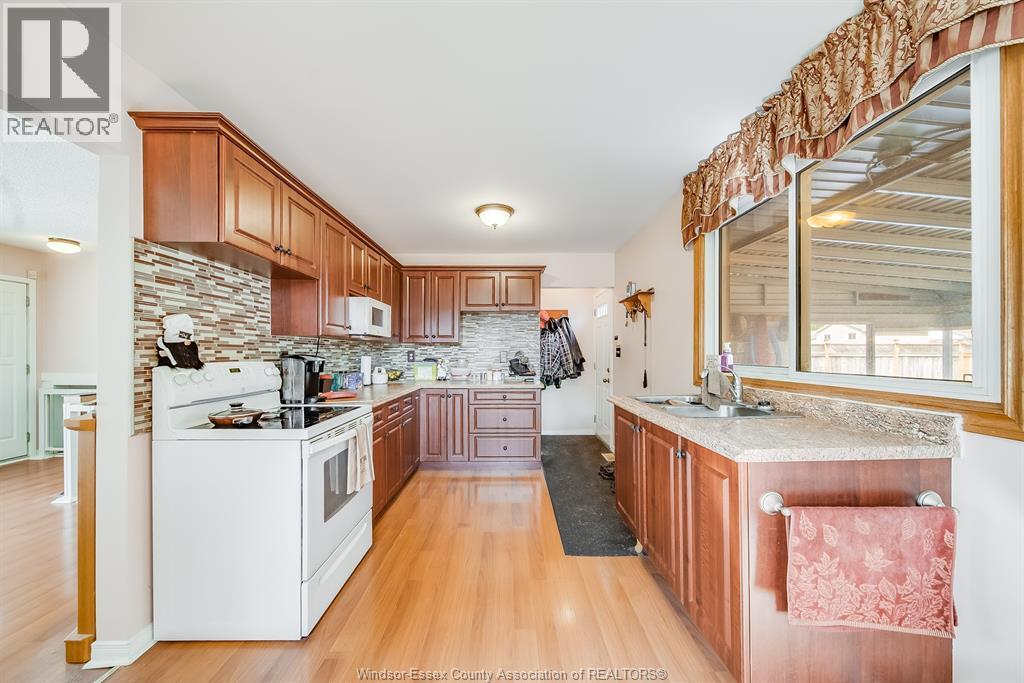 5122 Colbourne Drive, Windsor, Ontario  N8T 1T8 - Photo 11 - 26017537