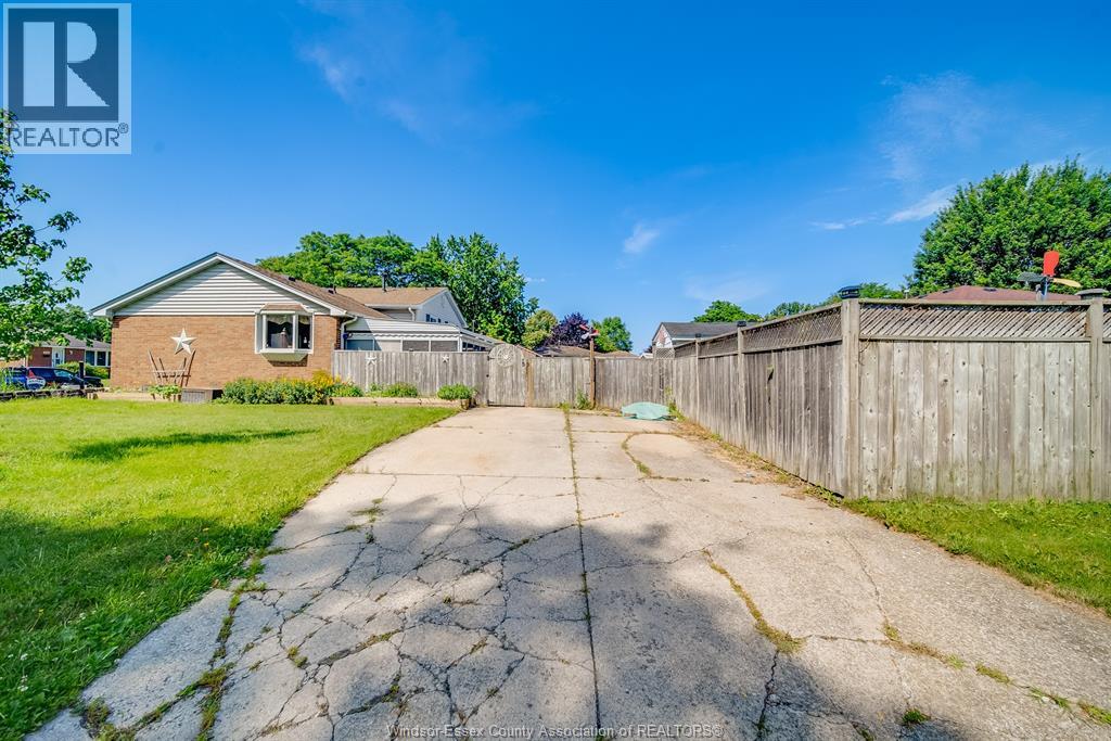 5122 Colbourne Drive, Windsor, Ontario  N8T 1T8 - Photo 46 - 26017537