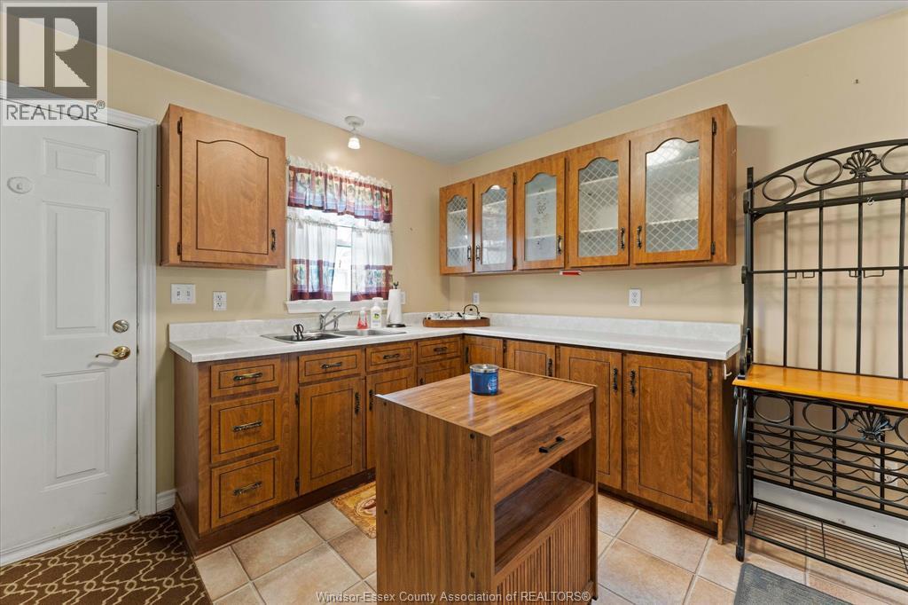 1167 Bruce Avenue, Windsor, Ontario  N9A 4Y5 - Photo 13 - 26017541