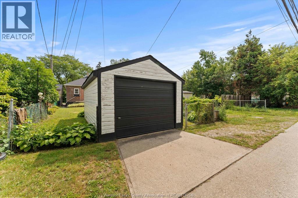 1167 Bruce Avenue, Windsor, Ontario  N9A 4Y5 - Photo 28 - 26017541