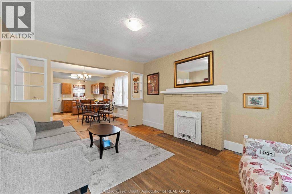 1167 Bruce Avenue, Windsor, Ontario  N9A 4Y5 - Photo 5 - 26017541
