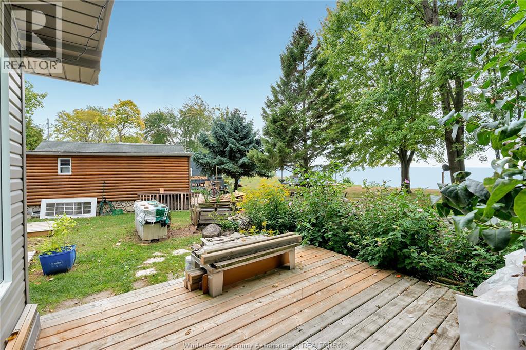41 Klies Beach, Colchester, Ontario  N0R 1G0 - Photo 23 - 26017539