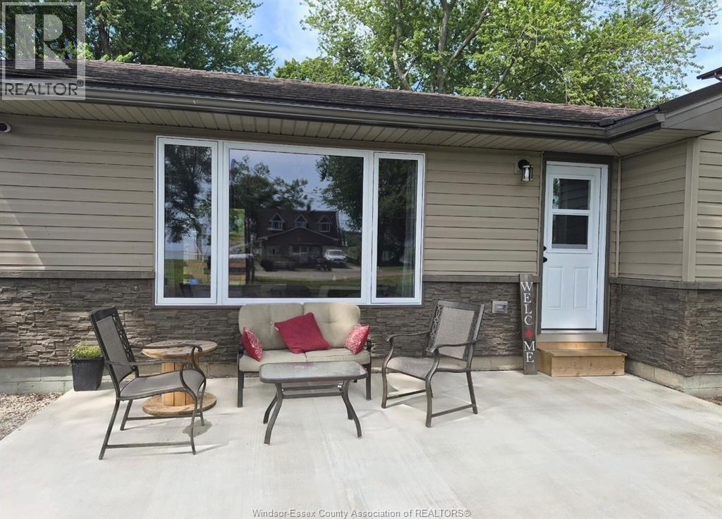 290 Lake Street, Essex, Ontario  N0R 1G0 - Photo 4 - 26017533