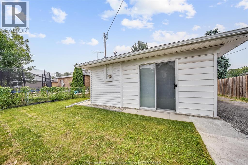 2628 Meighen Road, Windsor, Ontario  N8W 4C5 - Photo 27 - 26017522