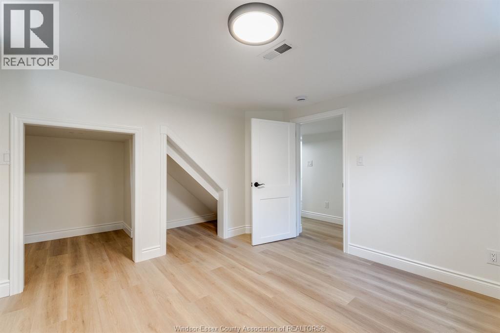 2309 Hall, Windsor, Ontario  N8W 2M1 - Photo 30 - 26017448