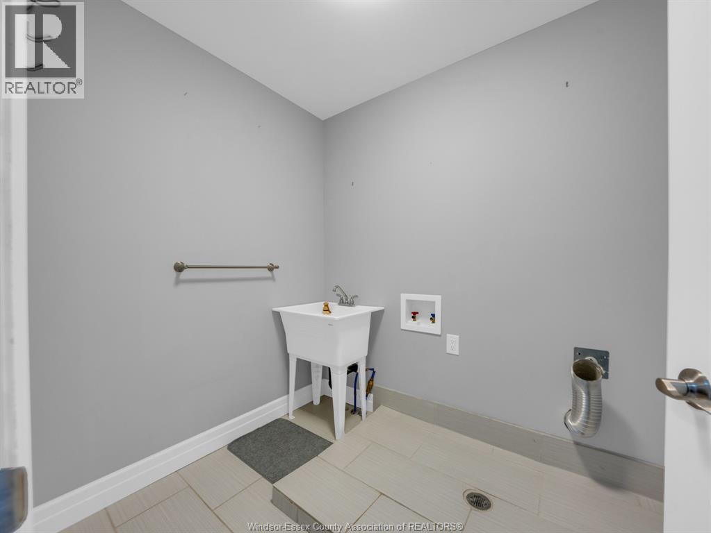 640 Commisso Crescent, Lasalle, Ontario  N9H 0C2 - Photo 17 - 26017550