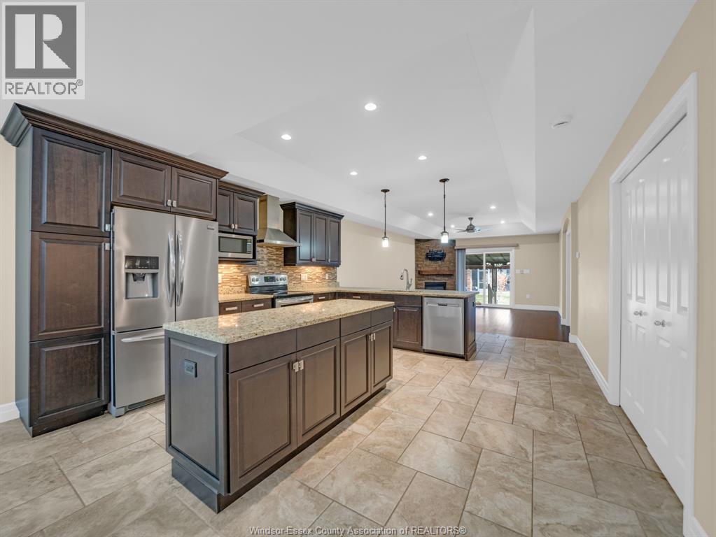 640 Commisso Crescent, Lasalle, Ontario  N9H 0C2 - Photo 8 - 26017550