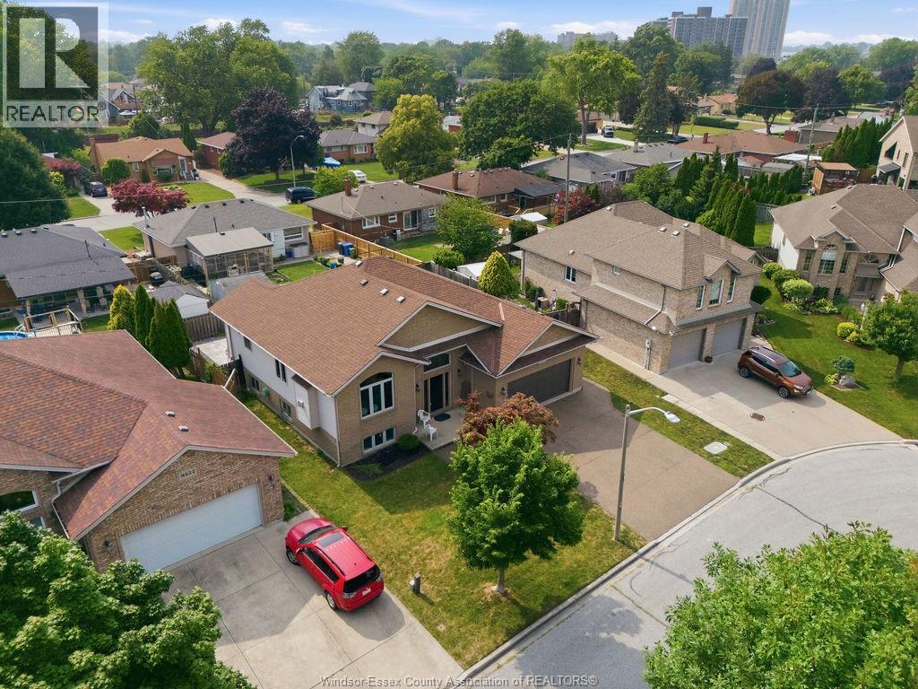 9553 Manitou, Windsor, Ontario  N8P 1H8 - Photo 42 - 26017544